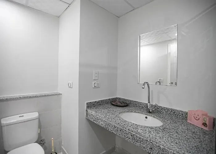 Appartement Perfect For Couples Sunny & Seaview With Wi-fi